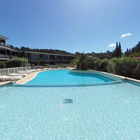 Les Terrasses Du Liouquet Apartment